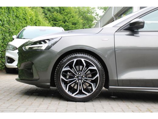 Ford Focus 1.0EB ST-LINE | NL-AUTO! | 1 EIGENAAR! | WINTERPACK | AGR ZETELS | 18" LMV | PARK SENS V+A | NAVI... ActivLease financial lease