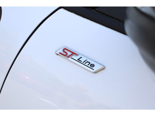 Ford Kuga 2.5 PHEV ST-LINE | NL-AUTO | DEALER-OH | ELEKTR. TREKHAAK 1500KG | WINTERPACK | CRUISE CONTROL | ... ActivLease financial lease