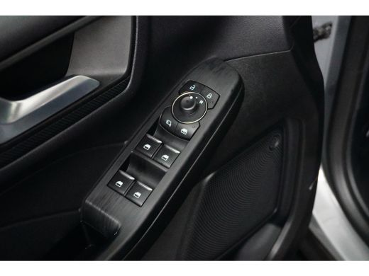 Ford Kuga 2.5 PHEV ST-Line X 225pk | Black Pack | Winterpack | Adaptive Cruise | Dode Hoek detectie | Elekt... ActivLease financial lease