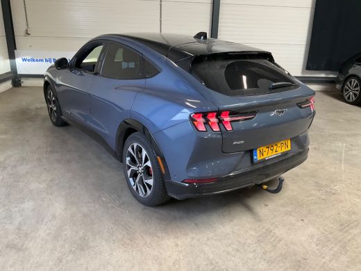 Ford Mustang Mach-E Extended AWD 98 kWh NL-AUTO | DEALER OH | AFN. TREKHAAK | WINTERPACK | TECHNO PACK PLUS | ... ActivLease financial lease