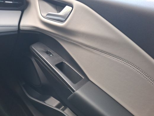 Ford Puma Gen-E 44 kWh | Apple Carplay/Android Auto|telefoonintegratie premium | Extra getint glas | Full-LED kop... ActivLease financial lease
