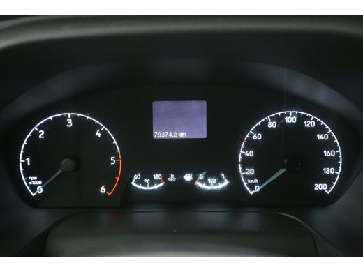 Ford Transit Custom 300 2.0 TDCI L2H1 Airco Cruise Trekhaak LED 3 Persoons 16"LMV PDC Stoelverwarming ActivLease financial lease