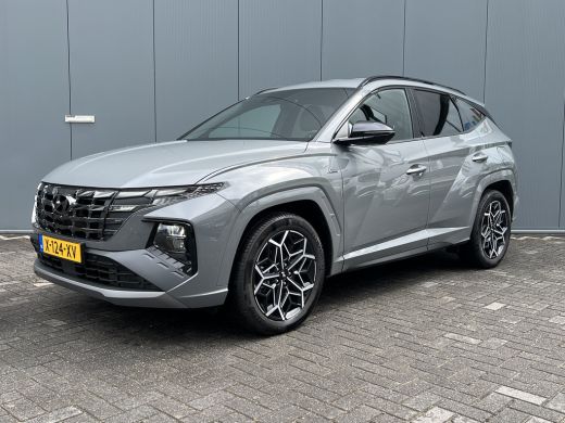 Hyundai Tucson 1.6 T-GDI PHEV 265pk N-Line 4WD | Premium Audio | Adaptive cruise control | Draadloos laden | Dod... Hyundai Tucson 1.6 T-GDI PHEV 265pk N-Line 4WD | Premium Audio | Adaptive cruise control | Draadloos laden | Dod...