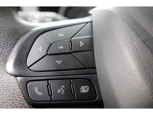 Iveco Daily 35C14 136pk E6 Open Laadbak D.C. Trekhaak 3500kg 09-2023 ActivLease financial lease