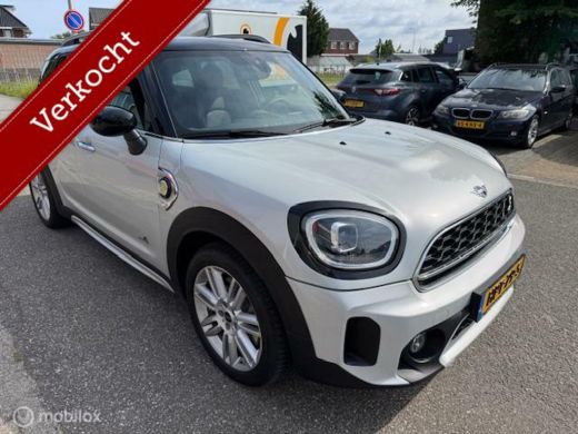 Mini Countryman 1.5 Cooper Plug-In Hybride ActivLease financial lease