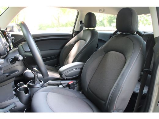 Mini Cooper 1.5 Cooper | NL-AUTO! | DEALER OH | CRUISE CONTROL | NAVI | CLIMA | 15" LMV | AUTOMAAT! | MULTIFO... ActivLease financial lease