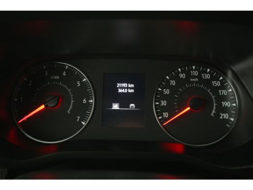 Nissan Primastar 2.0 dCi L2H1 Acenta 150PK Automaat Airco Cruise LED Trekhaak 3 Persoons PDC ActivLease financial lease