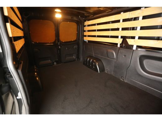 Nissan Primastar 2.0 dCi L2H1 Acenta 150PK Automaat Airco Cruise LED Trekhaak 3 Persoons PDC ActivLease financial lease