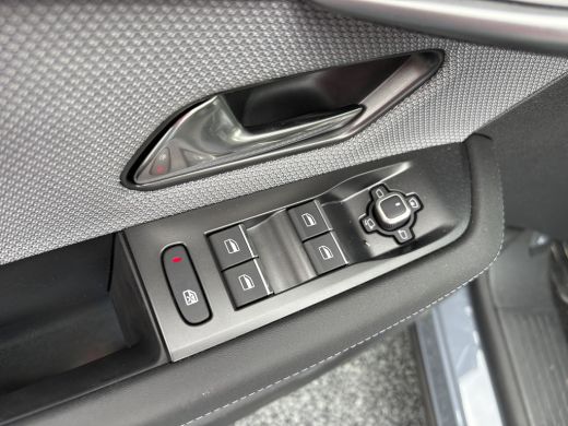 Opel Grandland 1.2 Turbo Hybrid GS 136PK DEMODEAL | Apple Carplay/Android Auto|telefoonintegratie premium | Keyl... ActivLease financial lease