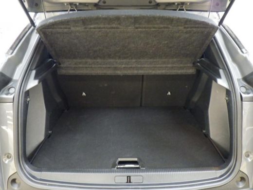 Peugeot 2008 1.2 Hybrid 136 GT Automaat | Navigatie | Sfeerverlichting | Keyless-Entry | Sportstoelen | Achter... ActivLease financial lease