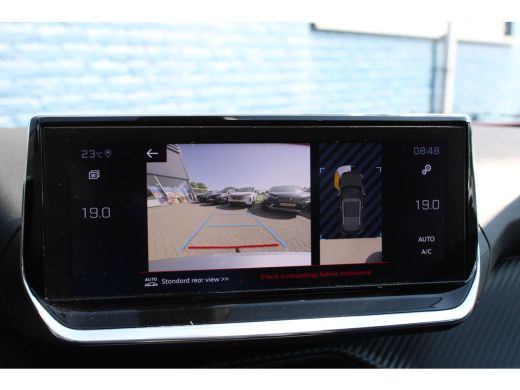 Peugeot 2008 1.2 PureTech Allure | Navigatie | Camera | Apple carplay | Keyless | Trekhaak | LED mistlampen | ActivLease financial lease