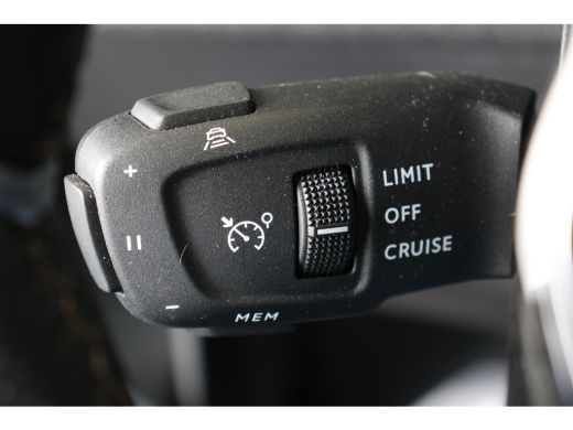 Peugeot 3008 1.2 Hybrid GT 136 | Navi | Clima | Adaptive Cruise | Full LED | Dodehoeksensoren | Camera V+A | P... ActivLease financial lease