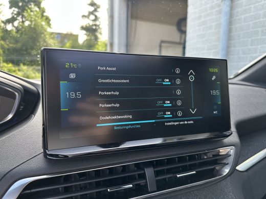 Peugeot 3008 1.6 HYbrid 300 Allure Pack Business | Achterbank in delen neerklapbaar | Achteruitrijcamera | App... ActivLease financial lease
