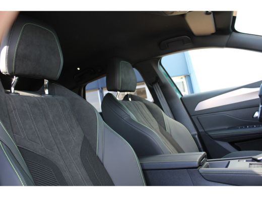 Peugeot 308 SW 1.2 Hybrid 136pk e-DCS6 GT | Automaat | Navigatie | Camera | Mild HYbrid | Apple carplay | ActivLease financial lease
