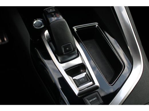 Peugeot 5008 1.2 PureTech GT-Line Avantage | Automaat | Navigatie | Camera | Full LED | Trekhaak | Elektrische... ActivLease financial lease