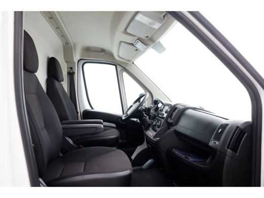 Peugeot Boxer 2.2 BlueHDi 140pk E6 L3H3 Premium Airco/Camera 11-2020 ActivLease financial lease