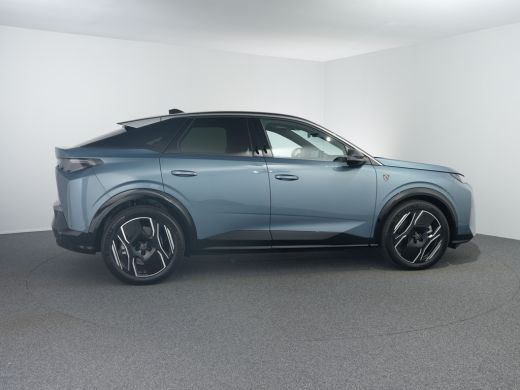 Peugeot e-3008 GT Avantage 73 kWh | 360 Camera | Elektrisch bedienbare achterklep met sensorsturing | Pack HiFi ActivLease financial lease