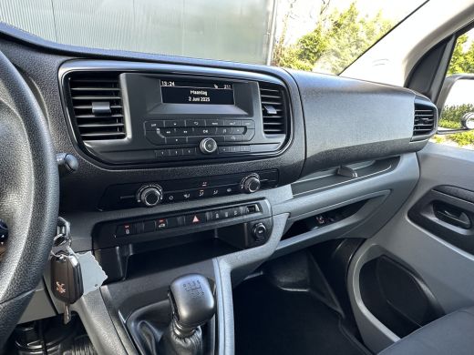 Peugeot Expert 1.5 BlueHDI 102 PK / L2H1 / 18.472 KM !! / 1e EIG. / TREKHAAK / AIRCO / CRUISE / BLUETOOTH / ORIG... ActivLease financial lease