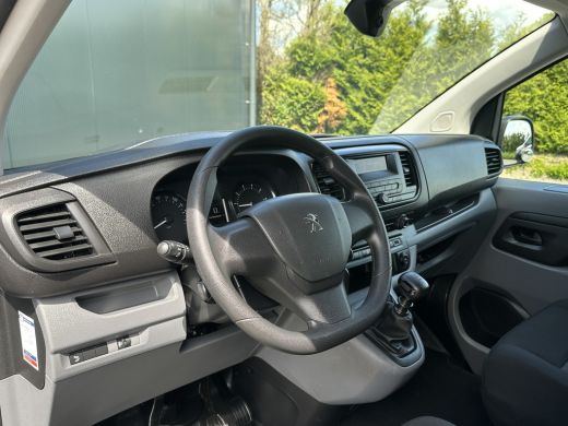 Peugeot Expert 1.5 BlueHDI 102 PK / L2H1 / 18.472 KM !! / 1e EIG. / TREKHAAK / AIRCO / CRUISE / BLUETOOTH / ORIG... ActivLease financial lease