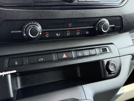 Peugeot Expert 1.5 BlueHDI 102 PK / L2H1 / TREKHAAK / AIRCO / CRUISE / BLUETOOTH / ORIG. NL ActivLease financial lease