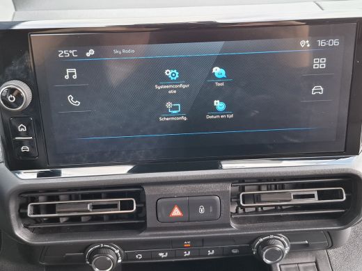 Peugeot Partner L2 1.5 BlueHDi 100 PK 5,9% RENTE FINANCIAL LEASE! | CAMERA | DRAADLOOS CARPLAY ActivLease financial lease