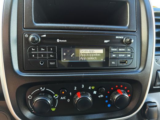 Renault Trafic 1.6 dCi T29 L2 H1 - Euro 6 - 120 Pk - Airco - Cruise Control ActivLease financial lease