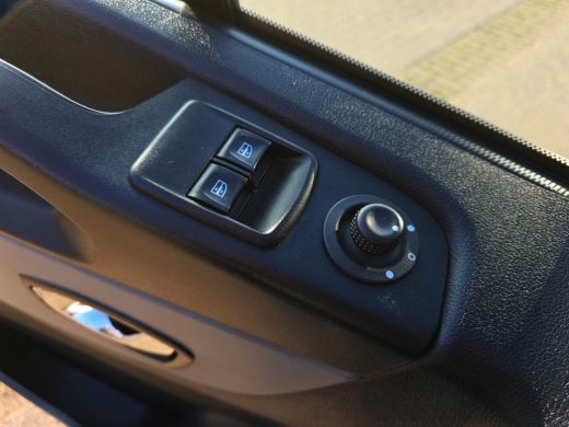 Renault Trafic 1.6 dCi T29 L2 H1 - Euro 6 - 120 Pk - Airco - Cruise Control ActivLease financial lease