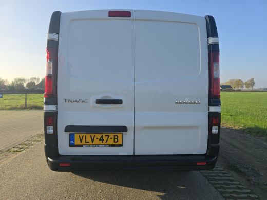 Renault Trafic 1.6 dCi T29 L2 H1 - Euro 6 - 120 Pk - Airco - Cruise Control ActivLease financial lease
