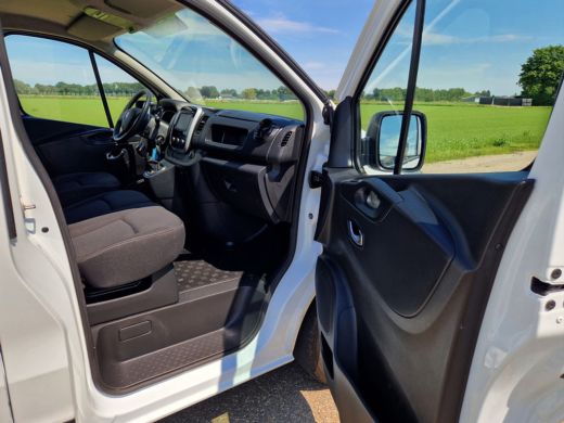 Renault Trafic 2.0 dCi 120 T29 L1 H1 Comfort - 120 Pk - Euro 6 - R-Link - Airco - Cruise Control ActivLease financial lease
