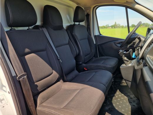 Renault Trafic 2.0 dCi 120 T29 L1 H1 Comfort - 120 Pk - Euro 6 - R-Link - Airco - Cruise Control ActivLease financial lease