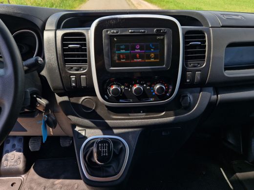 Renault Trafic 2.0 dCi 120 T29 L1 H1 Comfort - 120 Pk - Euro 6 - R-Link - Airco - Cruise Control ActivLease financial lease