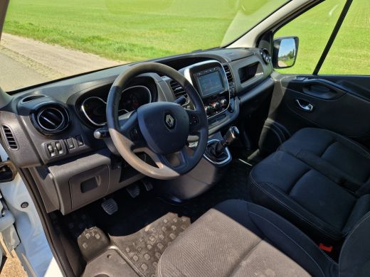 Renault Trafic 2.0 dCi 120 T29 L1 H1 Comfort - 120 Pk - Euro 6 - R-Link - Airco - Cruise Control ActivLease financial lease