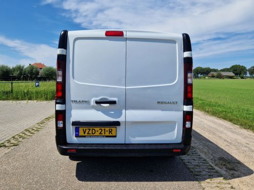 Renault Trafic 2.0 dCi 120 T29 L1 H1 Comfort - 120 Pk - Euro 6 - R-Link - Airco - Cruise Control ActivLease financial lease