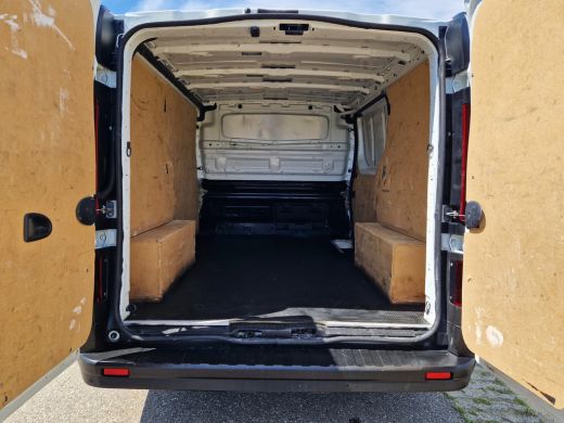 Renault Trafic 2.0 dCi 120 T29 L1 H1 Comfort - 120 Pk - Euro 6 - R-Link - Airco - Cruise Control ActivLease financial lease