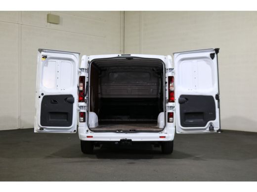 Renault Trafic 2.0 dCi 145pk L2 H1 Airco Navigatie Camera ActivLease financial lease