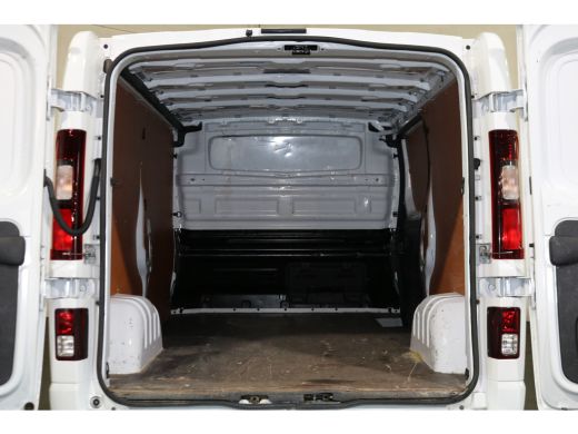 Renault Trafic 2.0 dCi 145pk L2 H1 Airco Navigatie Camera ActivLease financial lease