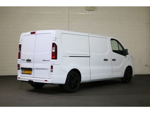 Renault Trafic 2.0 dCi 145pk L2 H1 Airco Navigatie Camera ActivLease financial lease