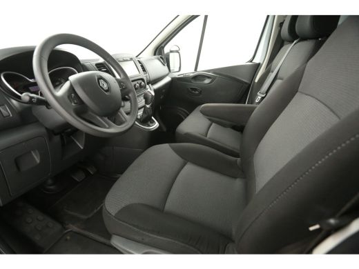 Renault Trafic 2.0 dCi L2H1 145PK Automaat Airco Camera Cruise Carplay Imperiaal Trekhaak Navi PDC 3 Persoons ActivLease financial lease