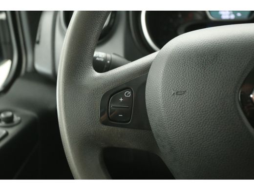 Renault Trafic 2.0 dCi T29 170PK L2H1 Automaat Airco Camera Cruise Trekhaak LED 3 Persoons PDC ActivLease financial lease