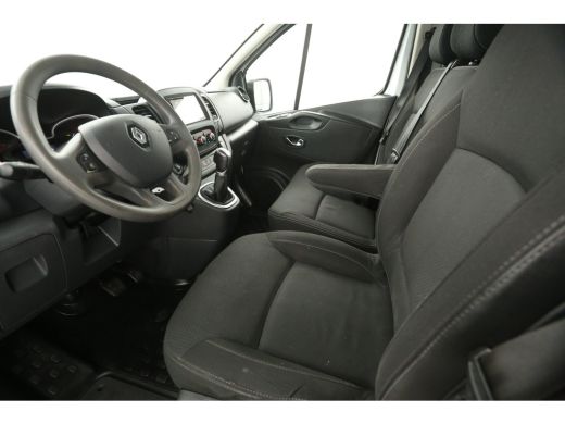 Renault Trafic 2.0 dCi T29 170PK L2H1 Automaat Airco Camera Cruise Trekhaak LED 3 Persoons PDC ActivLease financial lease