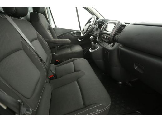 Renault Trafic 2.0 dCi T29 170PK L2H1 Automaat Airco Camera Cruise Trekhaak LED 3 Persoons PDC ActivLease financial lease