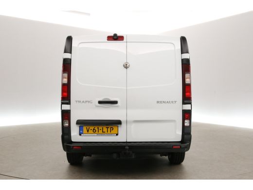 Renault Trafic 2.0 dCi T29 170PK L2H1 Automaat Airco Camera Cruise Trekhaak LED 3 Persoons PDC ActivLease financial lease