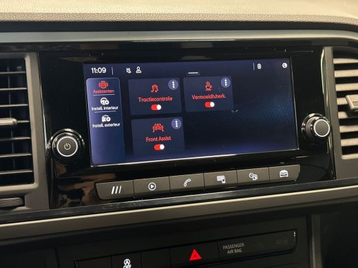 Seat Ateca 1.0 110pk TSI Reference Parkeersensoren achter / Cruise Control / Airconditioning automatisch ActivLease financial lease