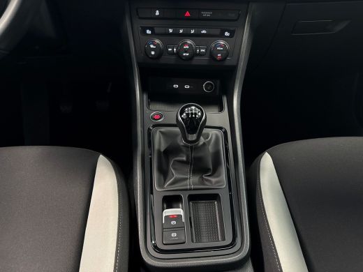 Seat Ateca 1.0 110pk TSI Reference Parkeersensoren achter / Cruise Control / Airconditioning automatisch ActivLease financial lease