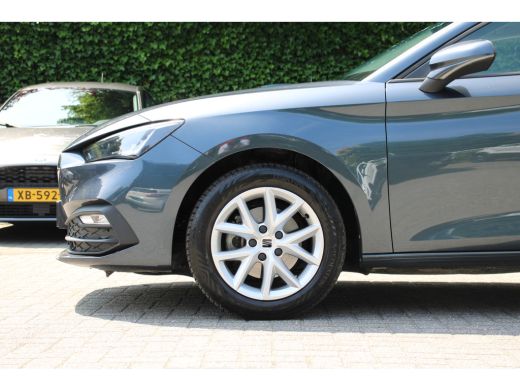 Seat Leon 1.0 TSI Reference | NL-AUTO! | DEALER OH | CRUISE CONTROL | LANE ASSIST | CLIMA | NAVI KEYLESS ST... ActivLease financial lease