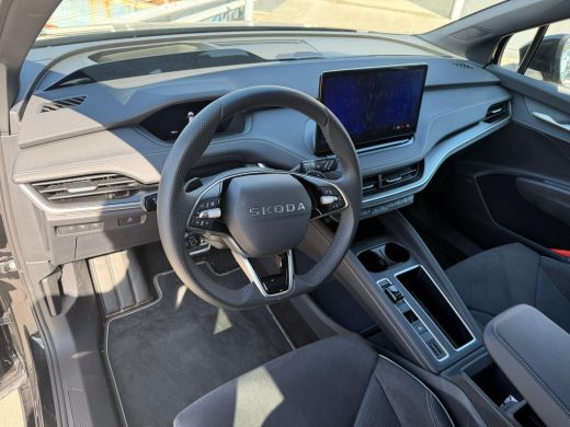 Skoda Enyaq iV 85 Sportline | Trekhaak | Canton geluidsysteem | Head Up Display | 360" camera | Elektrische stoelen ActivLease financial lease
