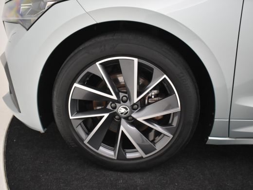 Skoda Enyaq iV 60 Sportline 180pk | Keyless | Matrix koplampen | Navigatie | App connect | Dodehoekdetectie | St... ActivLease financial lease