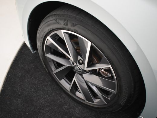 Skoda Enyaq iV 60 Sportline 180pk | Keyless | Matrix koplampen | Navigatie | App connect | Dodehoekdetectie | St... ActivLease financial lease