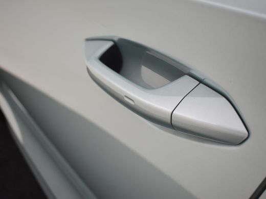 Skoda Enyaq iV 60 Sportline 180pk | Keyless | Matrix koplampen | Navigatie | App connect | Dodehoekdetectie | St... ActivLease financial lease