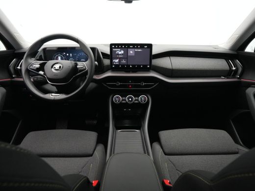Skoda Kodiaq 1.5 TSI 150pk DSG MHEV First Edition 7 persoons Navigatie Camera Trekhaak Stoelverwarming 45 ActivLease financial lease